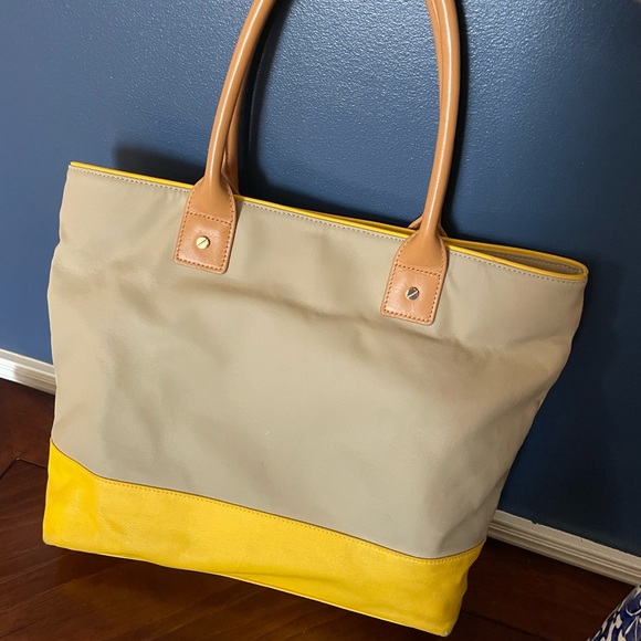 Tory Burch Yellow Handbag - Picture 3 of 9